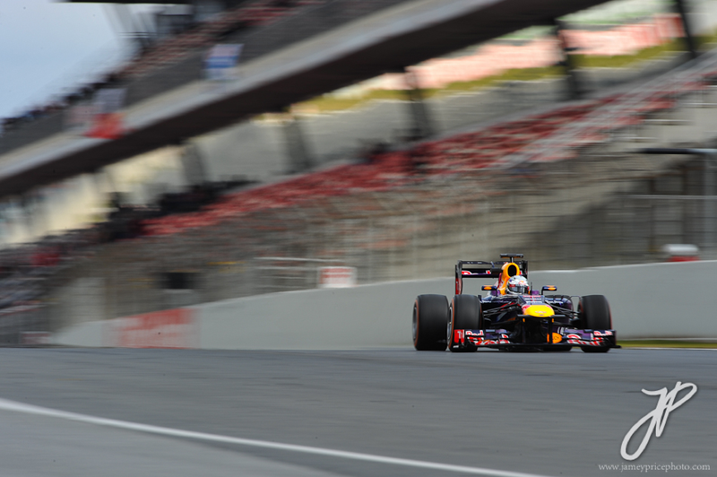 Illustration for article titled The Tense Beauty Of Formula One Practice In Barcelona